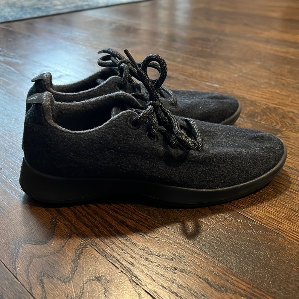 Allbirds Womens size 7 Sneaker